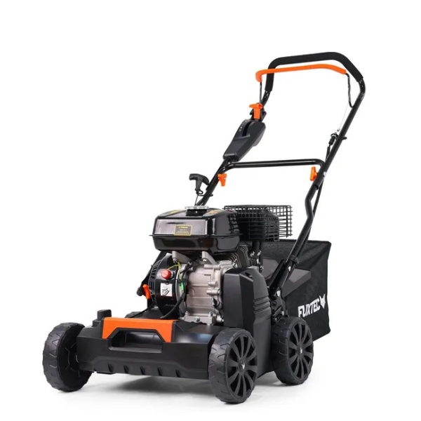 Scarificateur à gazon thermique - 212 cm³, largeur 40 cm, sac 45 l, 18 lames, 24 griffes.